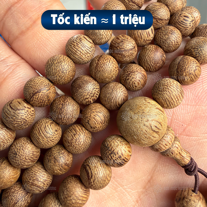 Vòng trầm hương tốc kiến sớ vân dài mịn Vòng trầm hương tốc kiến sớ vân dài mịn