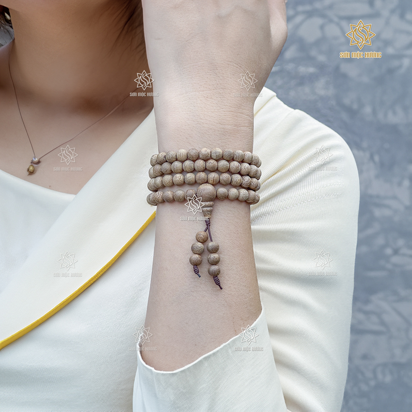 V&ograve;ng trầm hương 108 hạt để mộc